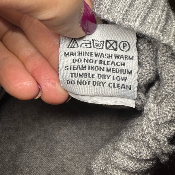 Cielo Gray Turtleneck Sweater with Relaxed Fit - Picture 9 of 12